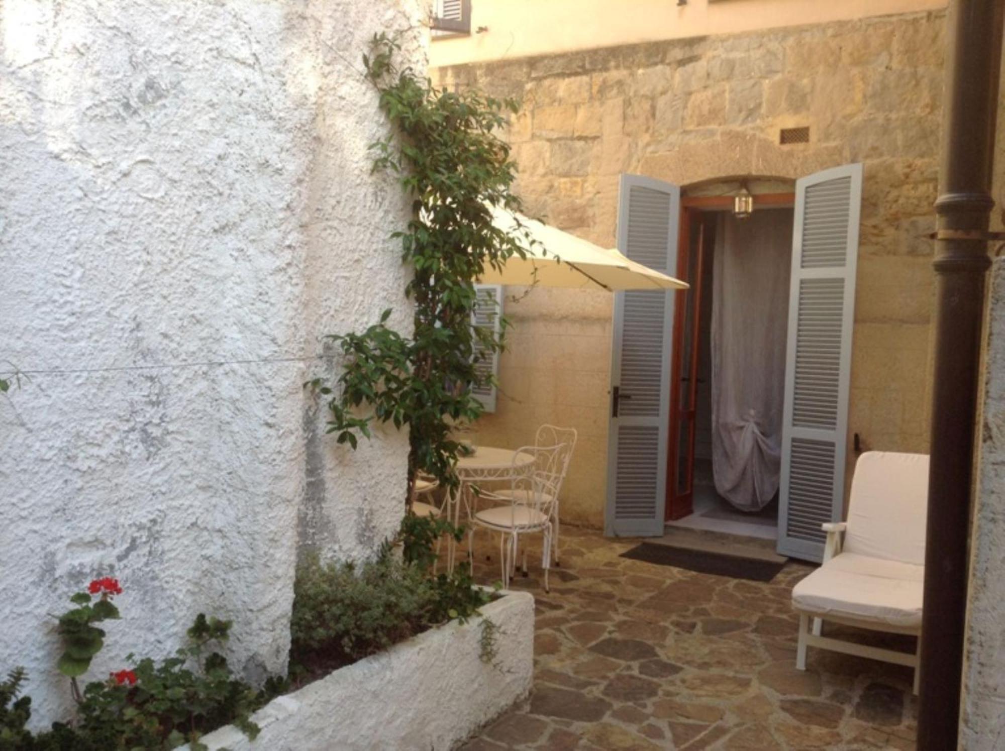 Bordighera Castello Selva Dolce Luaran gambar